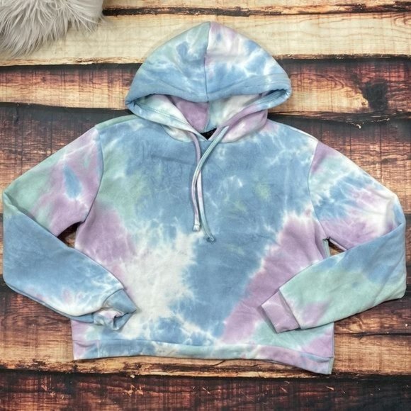 Tops - RELISTED Tie Dye Cropped Hoodie - Crop Top Jacket